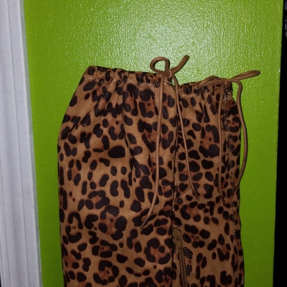 🆕️ BAMBOO Girls Leopard boot size 6.5 - Picture 3 of 3